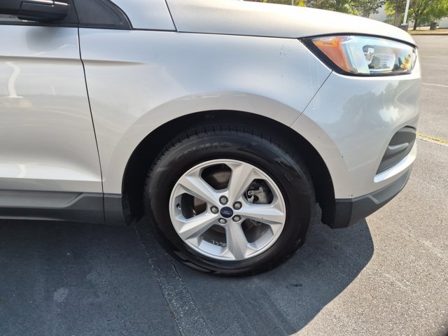 Certified 2019 Ford Edge SE FWD image 11