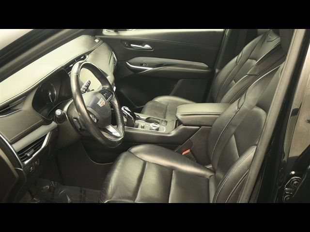 Used 2020 Cadillac XT4 Premium Luxury w/ Driver Awareness Package AWD/4WD image 13