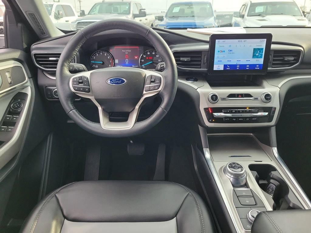 Certified 2022 Ford Explorer XLT w/ Equipment Group 202A image 12