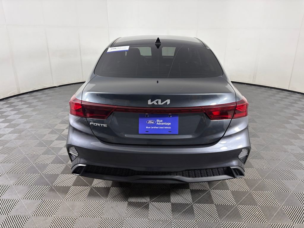 Used 2023 Kia Forte LXS w/ LXS Technology Package image 4