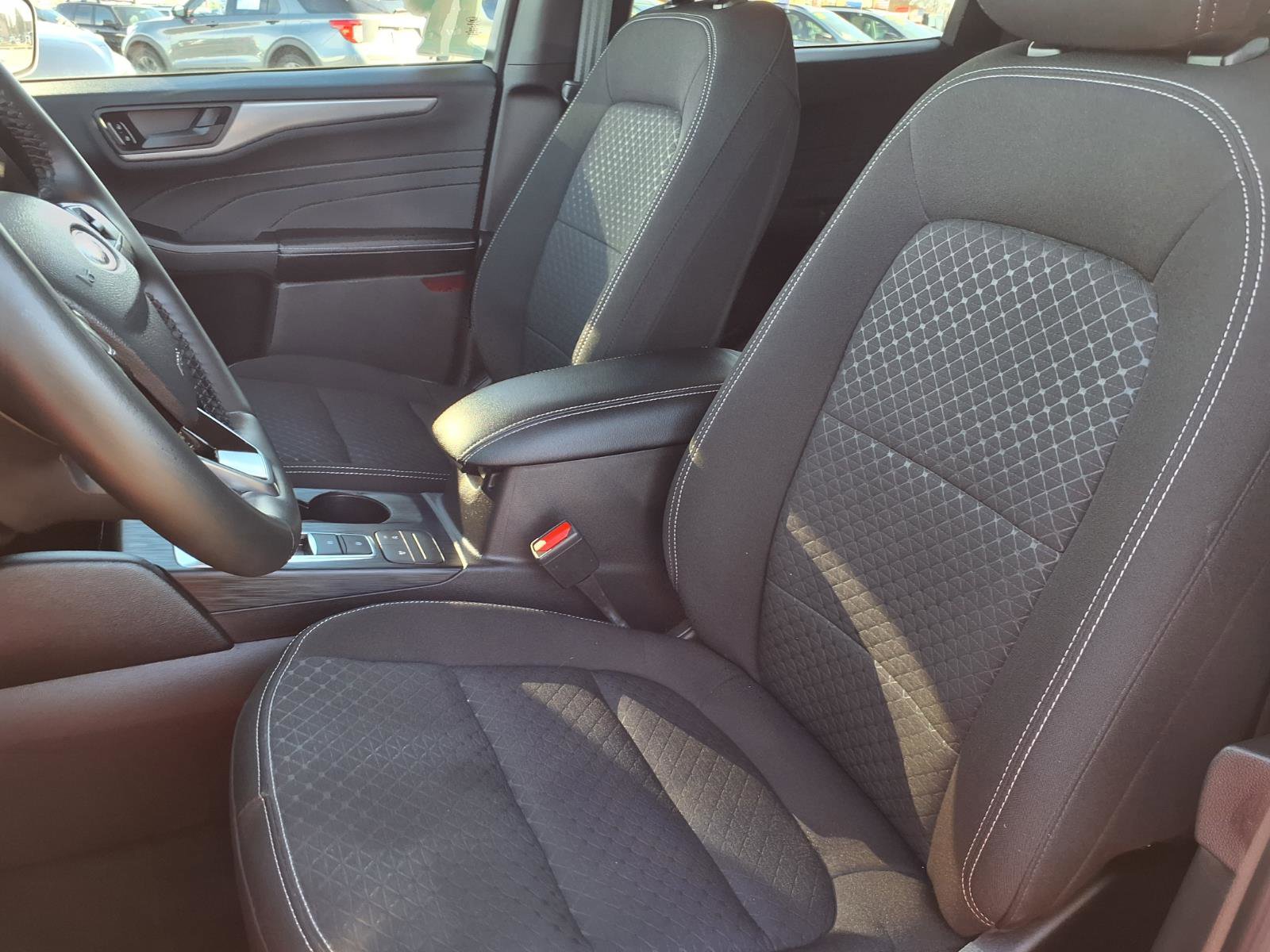 Certified 2023 Ford Escape Active AWD/4WD image 3
