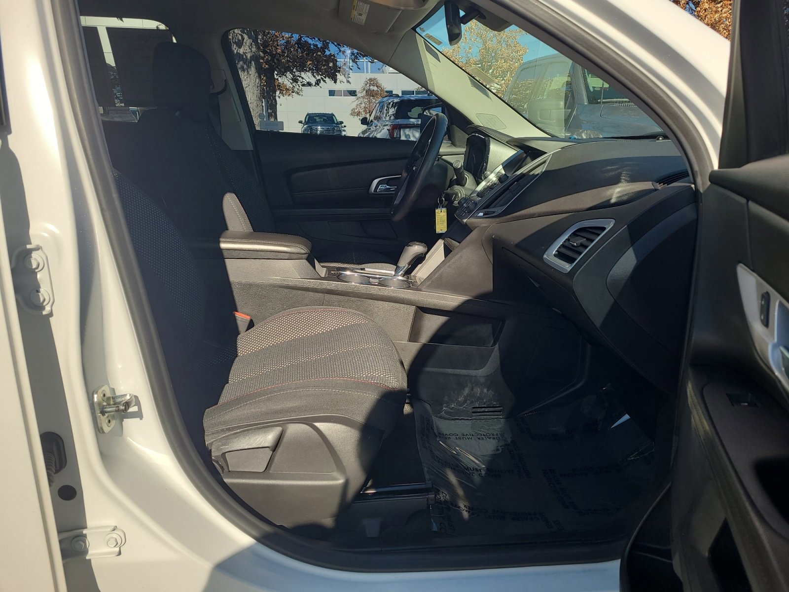 Used 2017 GMC Terrain SLE image 19