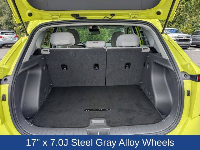 Used 2025 Hyundai Kona SE FWD image 7
