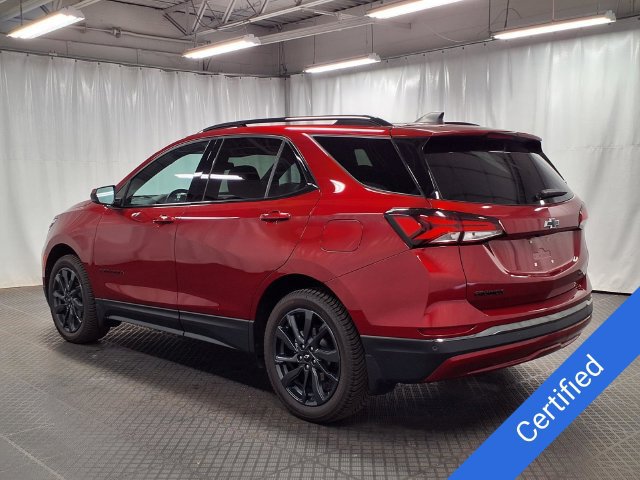 Used 2022 Chevrolet Equinox RS w/ LPO, Floor Liner Package AWD/4WD image 2