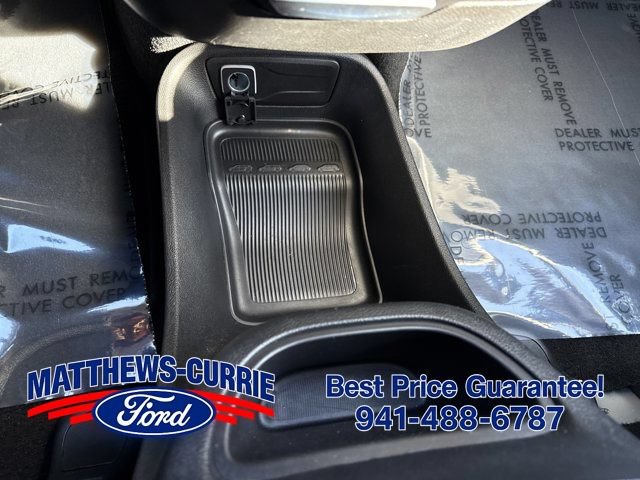 Used 2025 Chrysler Pacifica Select FWD image 21