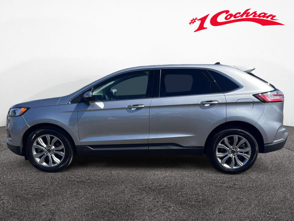 Certified 2024 Ford Edge Titanium AWD/4WD image 11