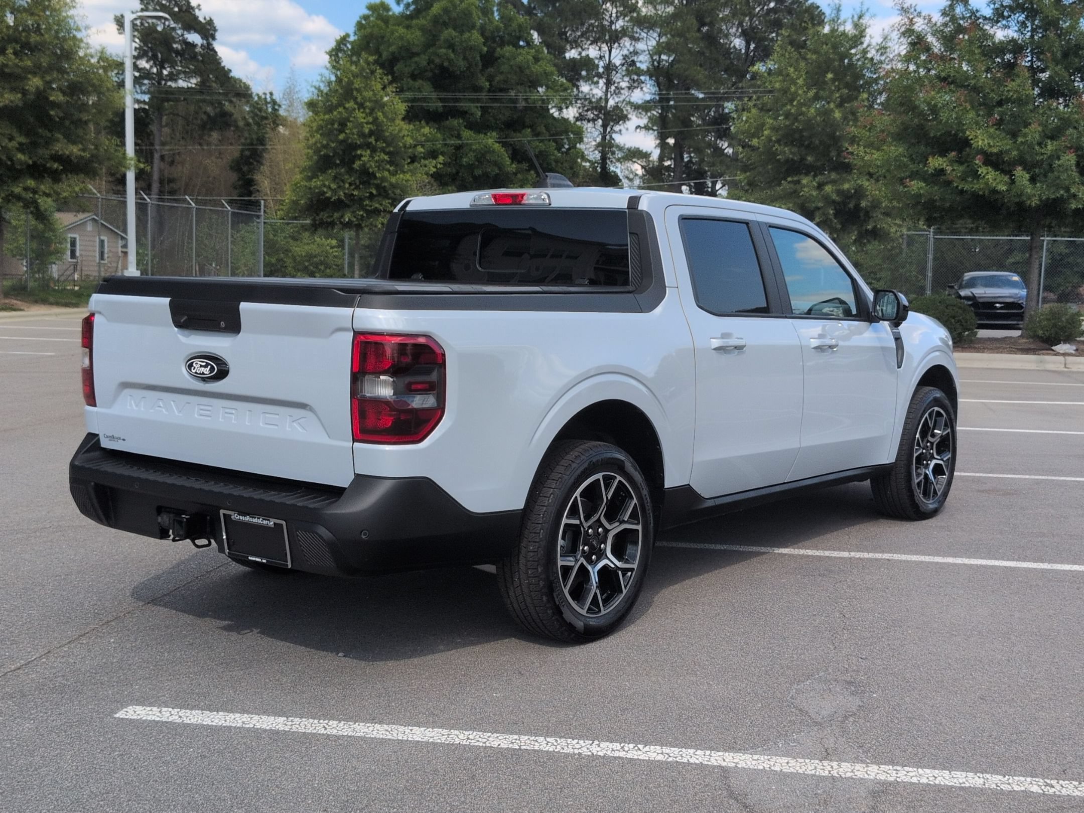 Certified 2025 Ford Maverick Lariat w/ 4K Tow Package AWD/4WD image 4
