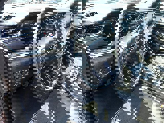 Used 2024 Jeep Grand Cherokee Altitude image 14