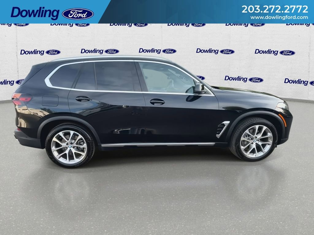 Used 2025 BMW X5 xDrive40i w/ Climate Comfort Package image 7