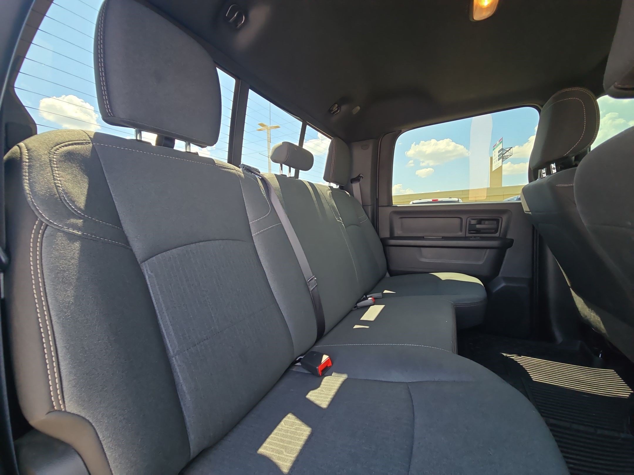 Used 2024 RAM 2500 Tradesman w/ Chrome Appearance Group AWD/4WD image 46
