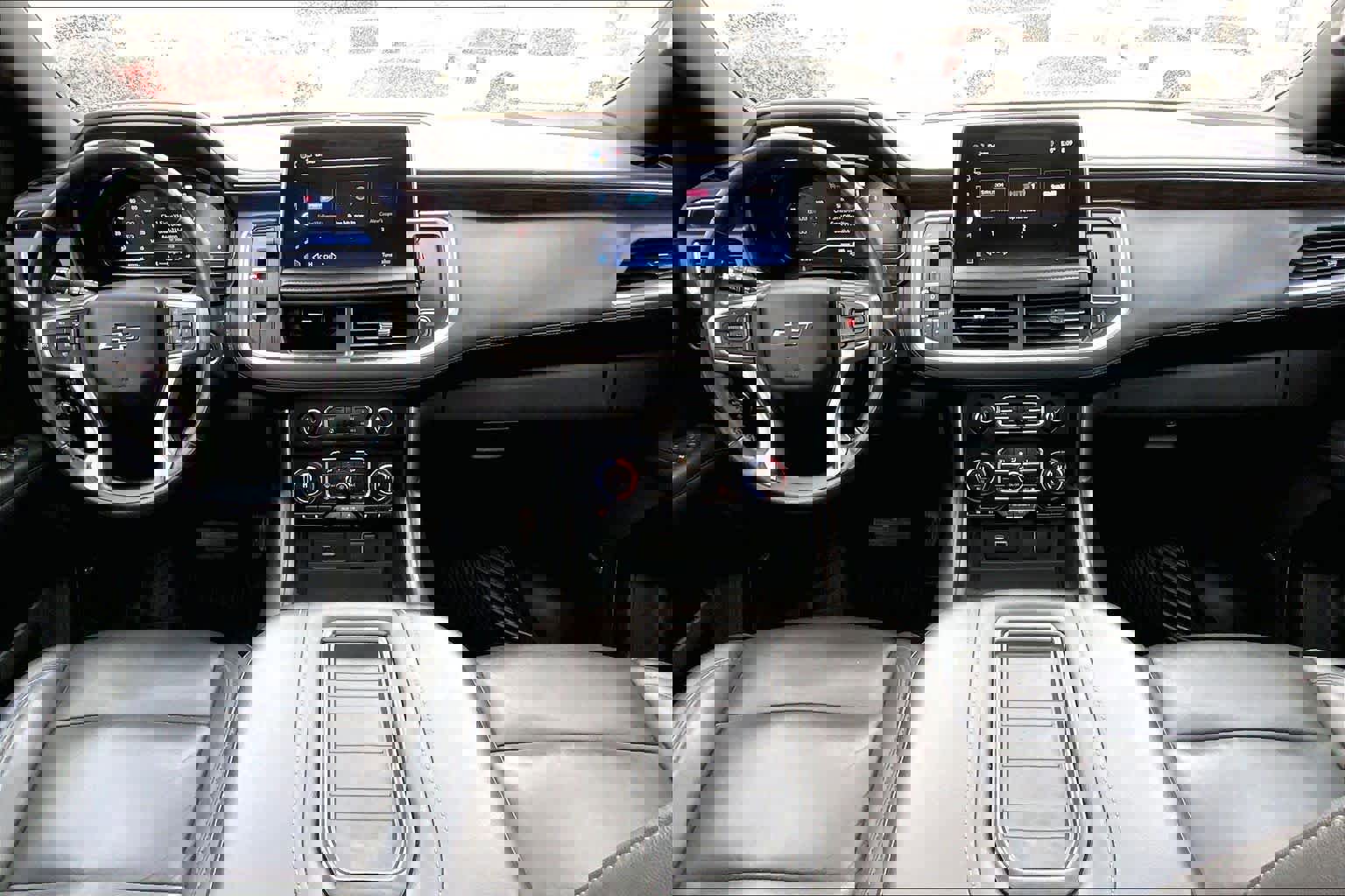 Used 2022 Chevrolet Tahoe Z71 w/ Luxury Package image 16