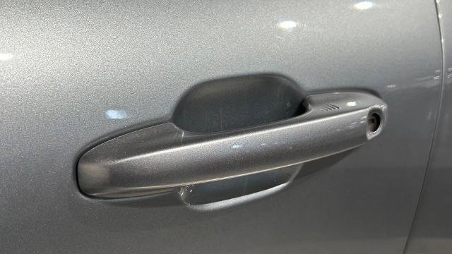 Certified 2022 Ford Escape SE w/ Cold Weather Package FWD image 18