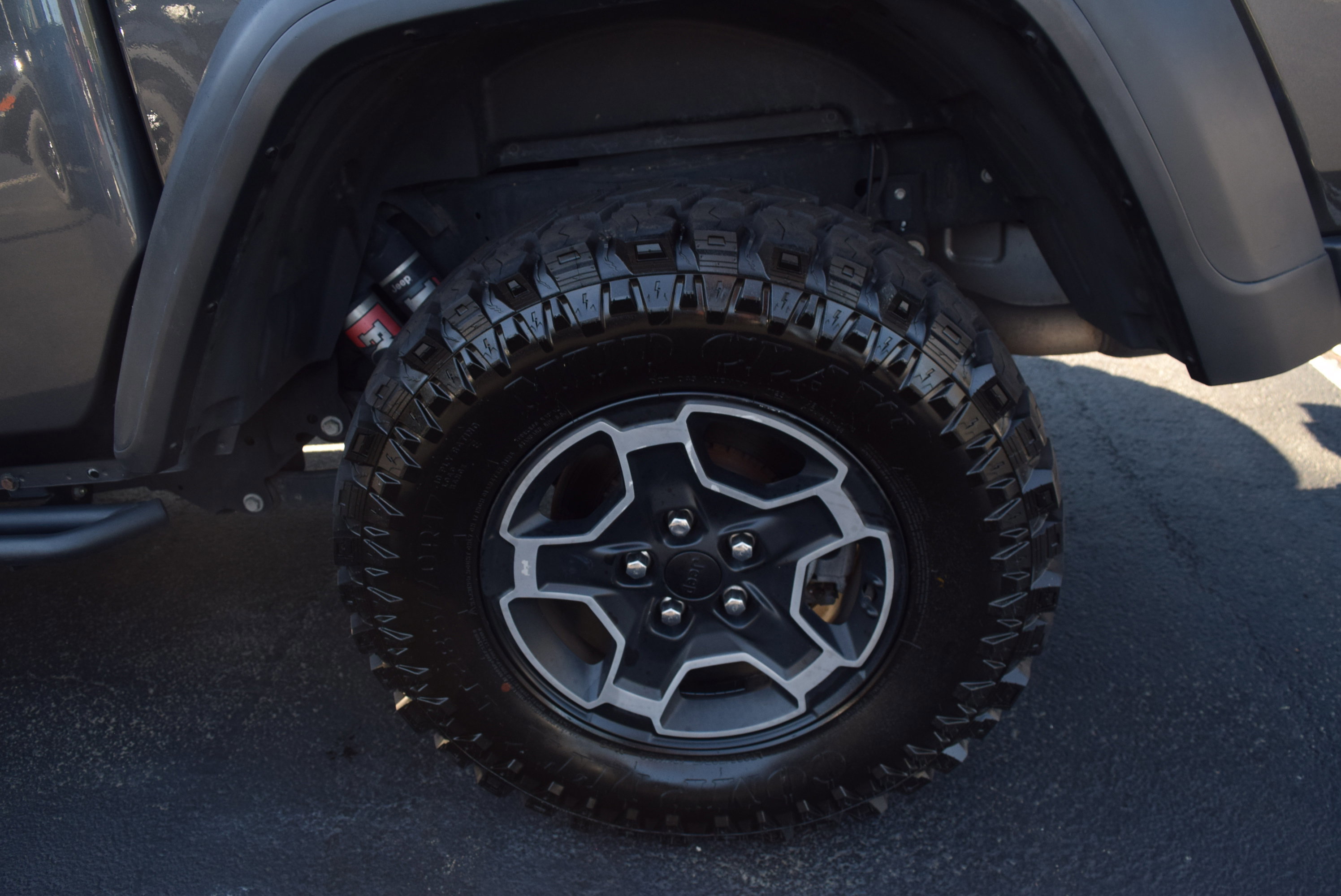 Used 2022 Jeep Gladiator Mojave w/ Cold Weather Group image 7