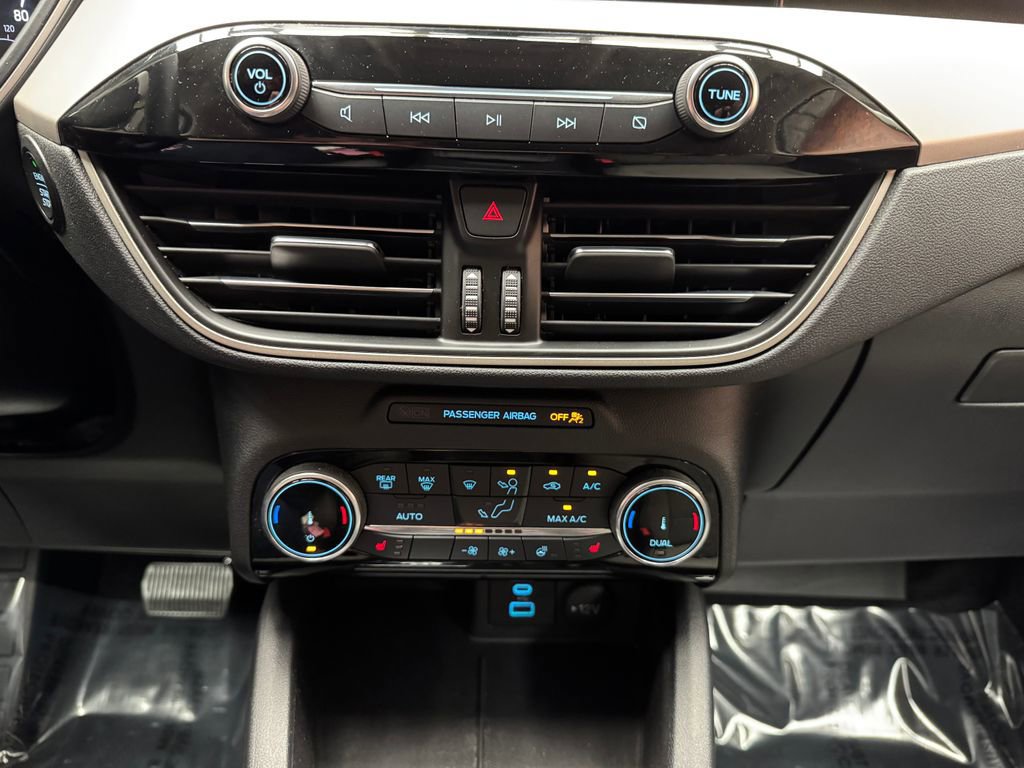 Certified 2022 Ford Escape SE w/ Convenience Package image 20