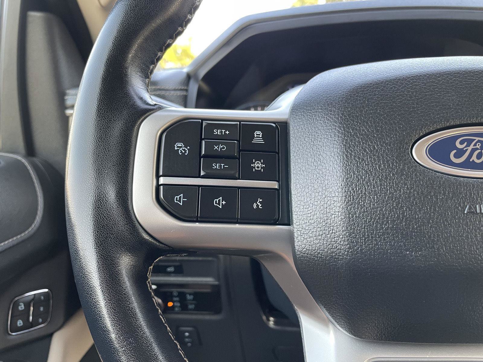Certified 2024 Ford Expedition Limited AWD/4WD image 12