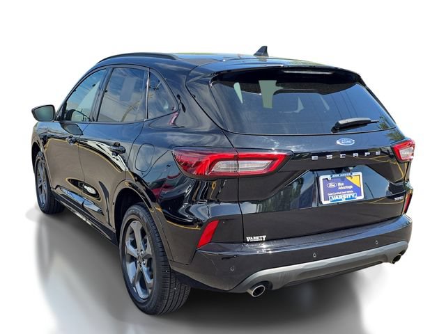 Certified 2024 Ford Escape ST-Line w/ Tech Pack #1 AWD/4WD image 3