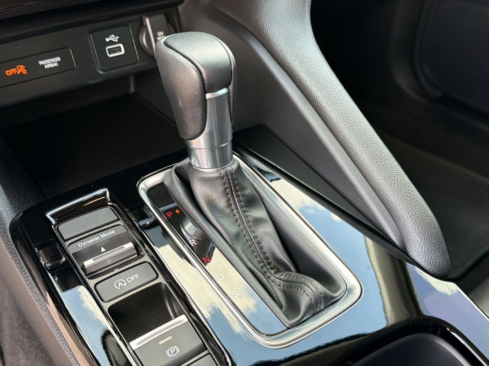 Used 2025 Acura Integra FWD image 17