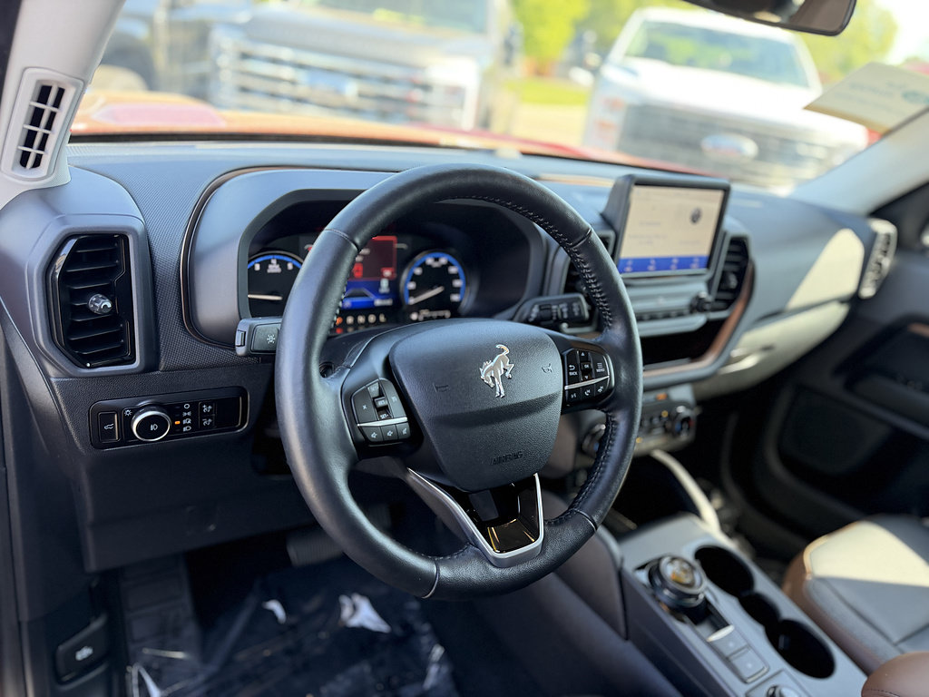 Certified 2023 Ford Bronco Sport Outer Banks AWD/4WD image 13