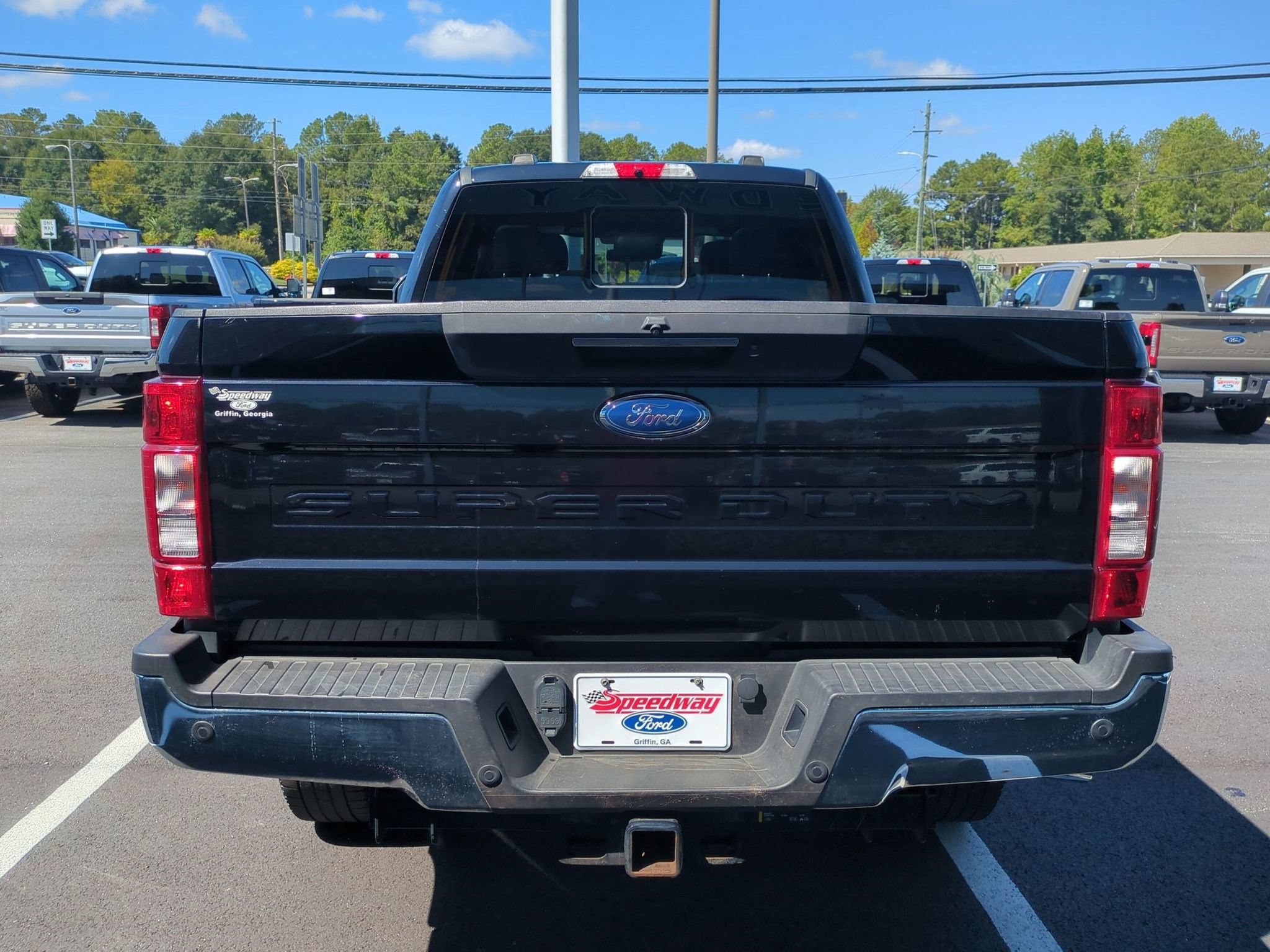 Certified 2022 Ford F350 Lariat w/ Lariat Ultimate Package AWD/4WD image 8
