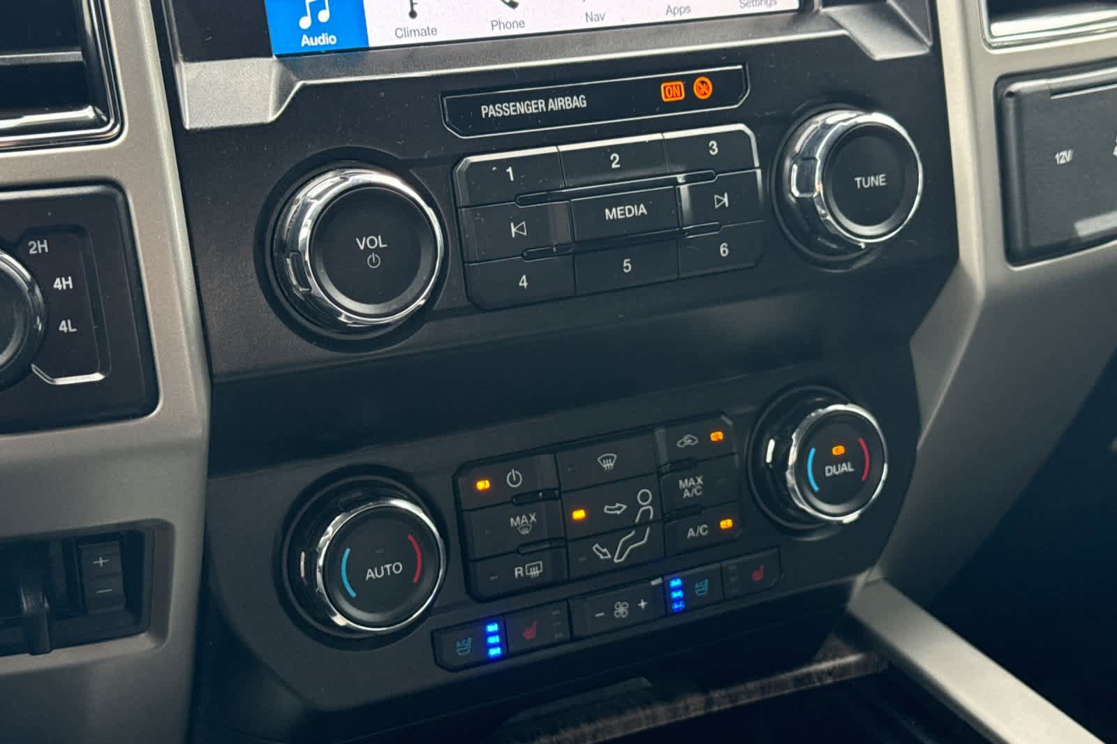 Certified 2019 Ford F350 Lariat AWD/4WD image 20