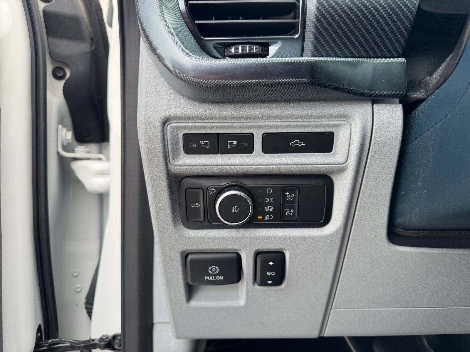 Certified 2021 Ford F150 Limited AWD/4WD image 23