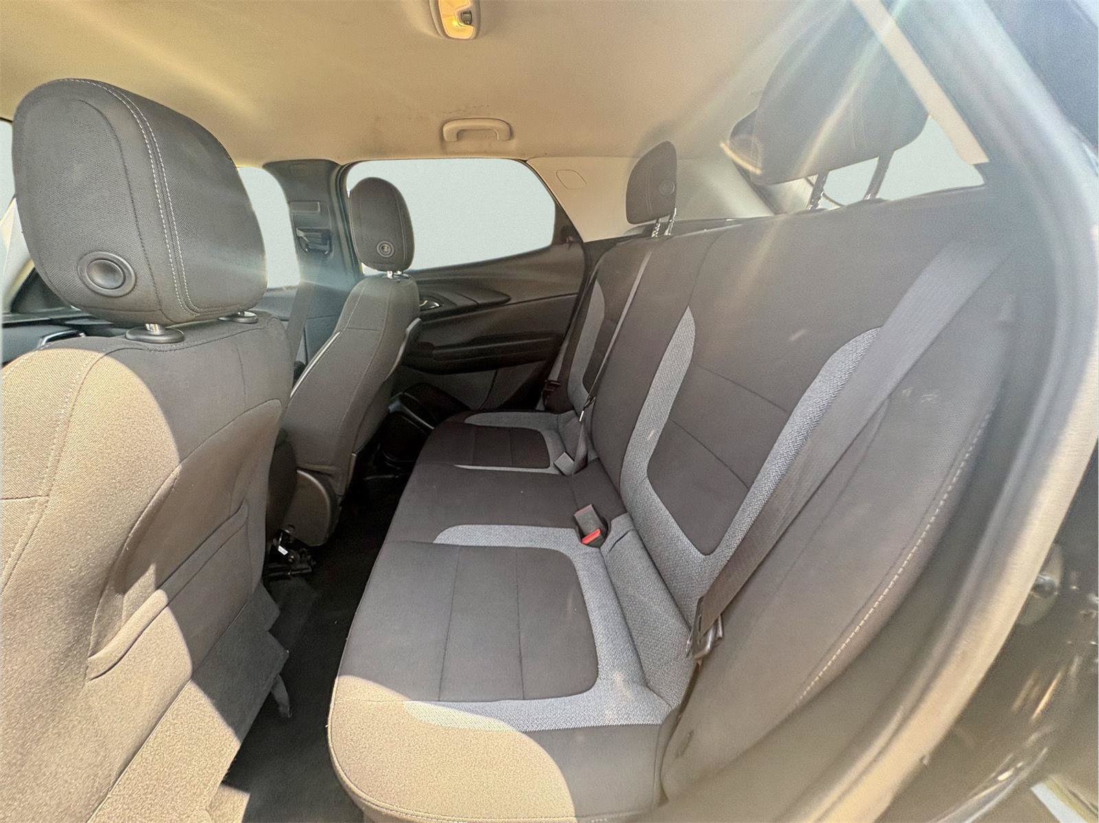 Used 2022 Chevrolet TrailBlazer LT FWD image 9