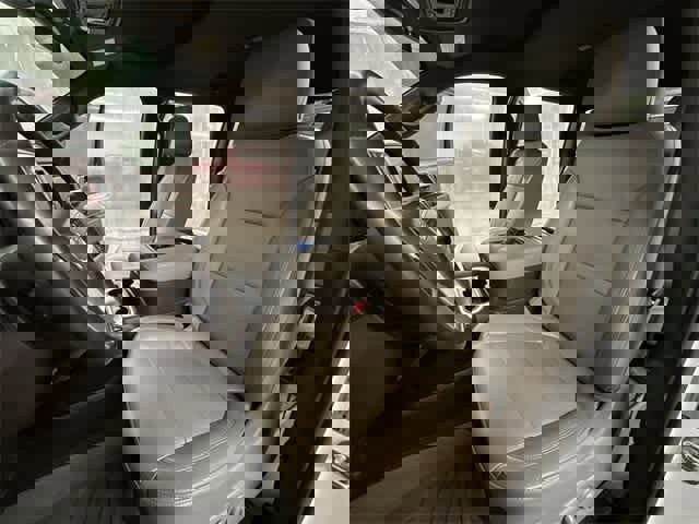 Used 2019 GMC Sierra 1500 SLT w/ SLT Convenience Package image 18