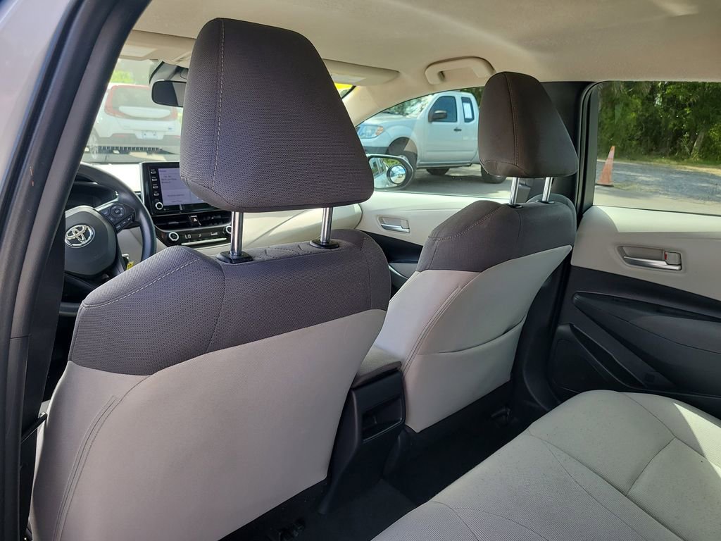Used 2021 Toyota Corolla LE FWD image 10