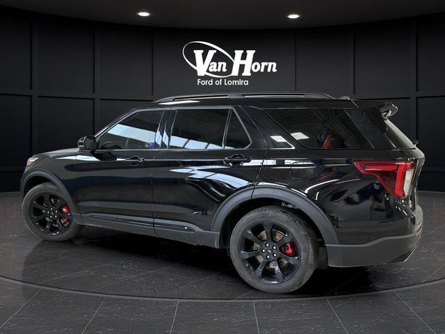 Certified 2023 Ford Explorer ST w/ Technology Package image 5