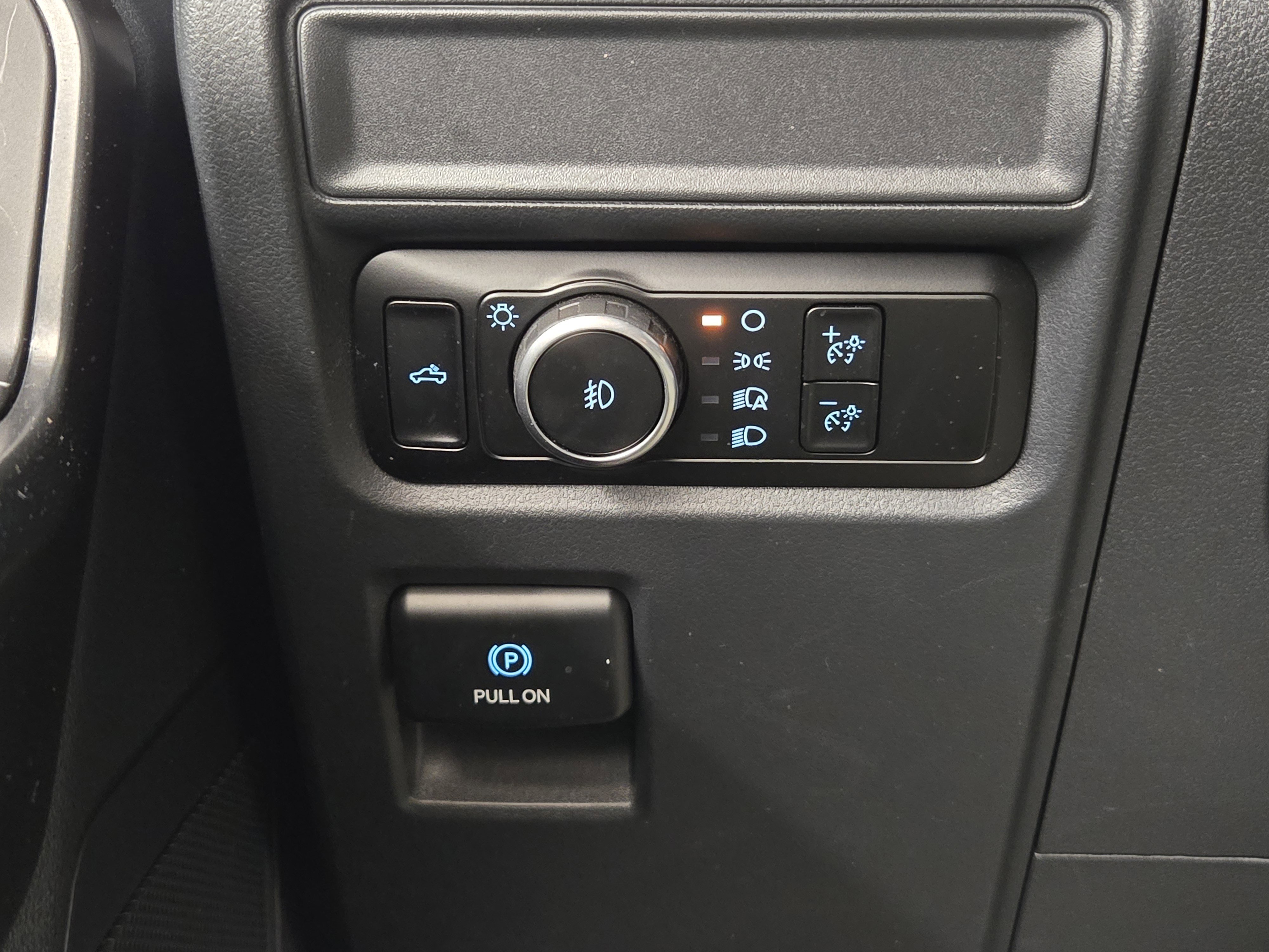 Certified 2023 Ford F150 XL w/ STX Appearance Package image 23