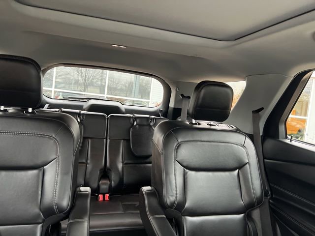 Certified 2023 Ford Explorer XLT w/ Equipment Group 202A AWD/4WD image 21