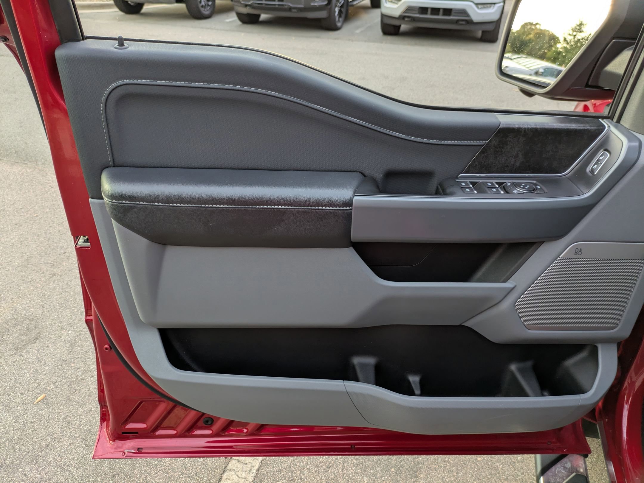 Certified 2022 Ford F150 XLT w/ Equipment Group 302A High image 18