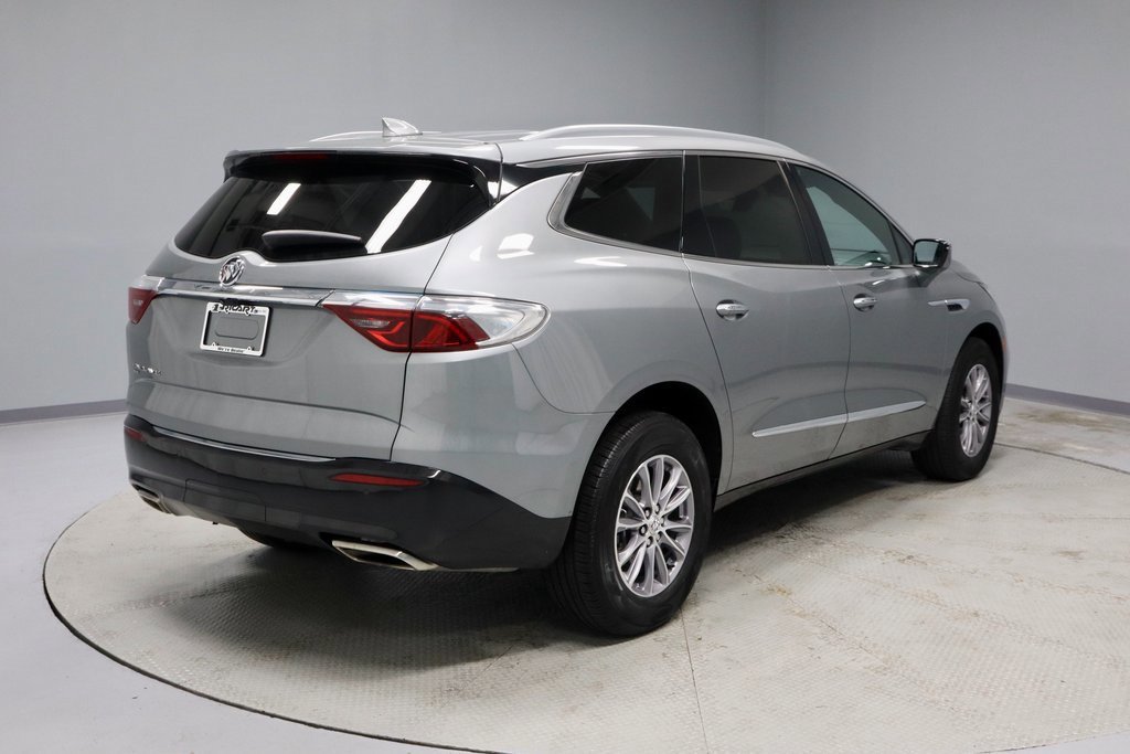 Used 2024 Buick Enclave Premium image 5