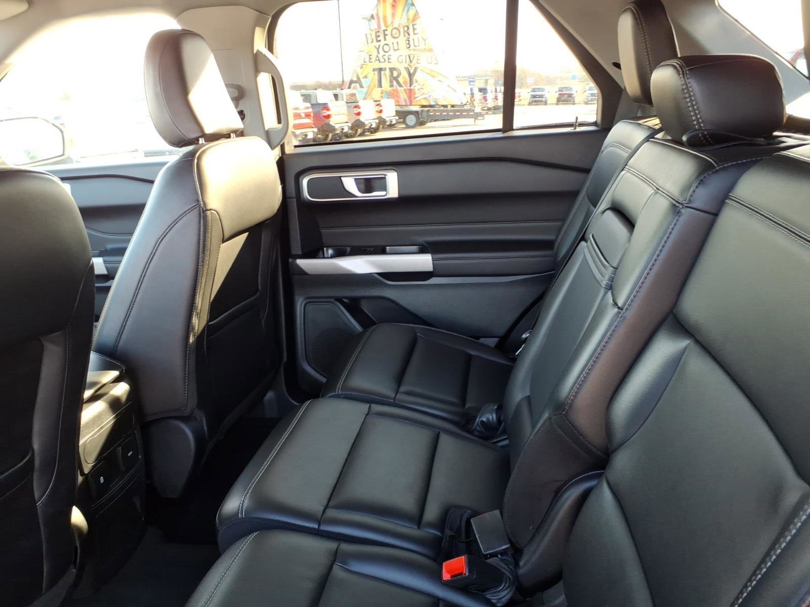 Certified 2024 Ford Explorer XLT w/ Equipment Group 202A image 13