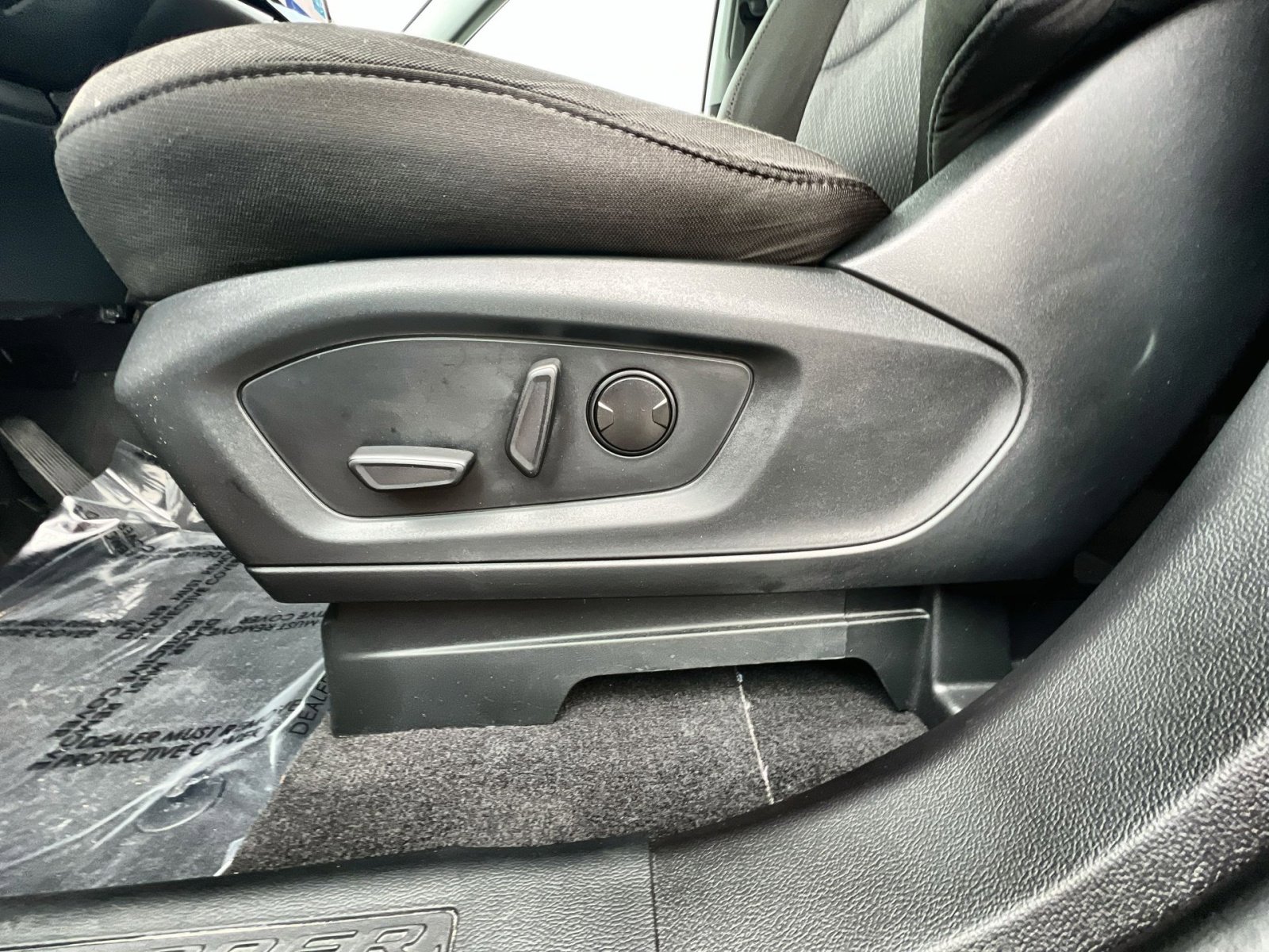 Certified 2023 Ford Explorer XLT image 14