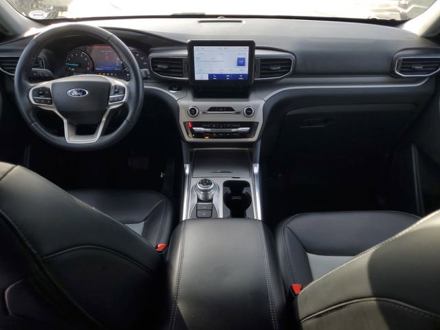 Certified 2022 Ford Explorer XLT w/ Equipment Group 202A image 25