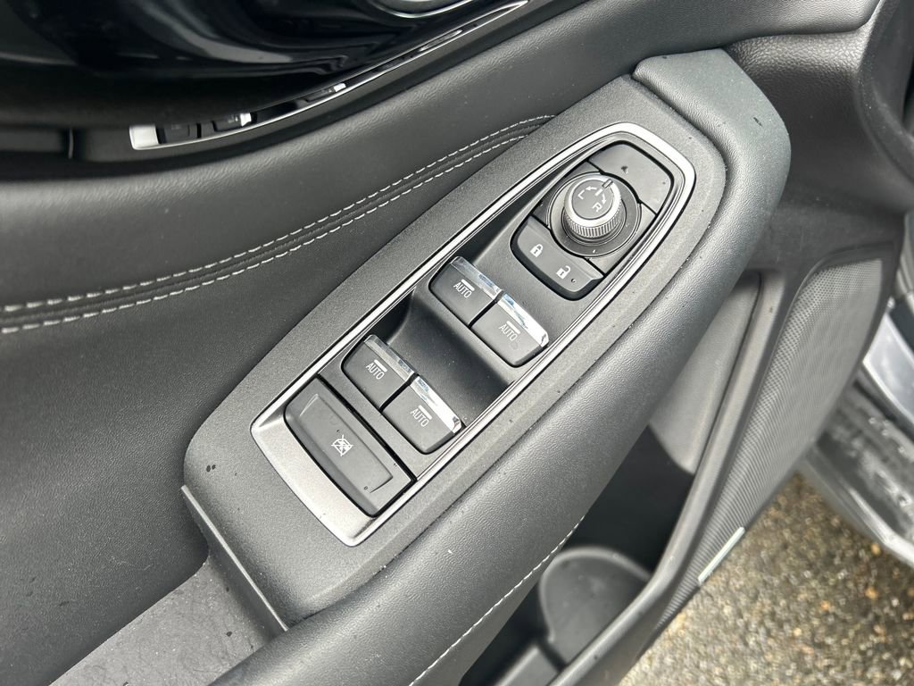 Used 2023 Subaru Outback Limited image 36