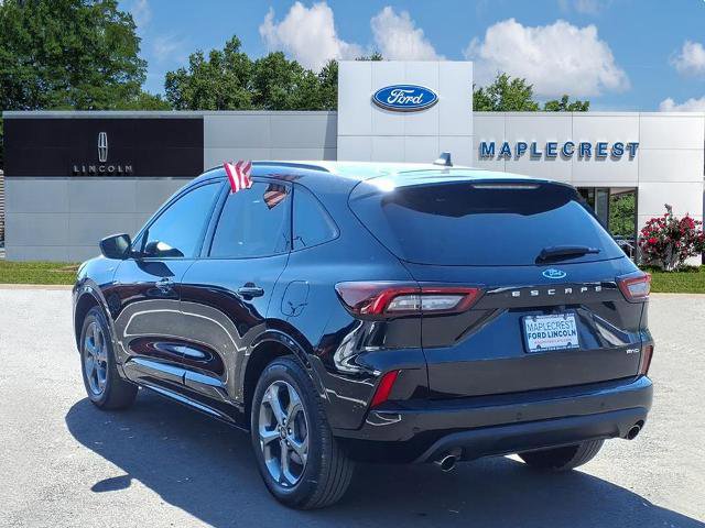 Certified 2023 Ford Escape ST-Line w/ Tech Pack #1 AWD/4WD image 3