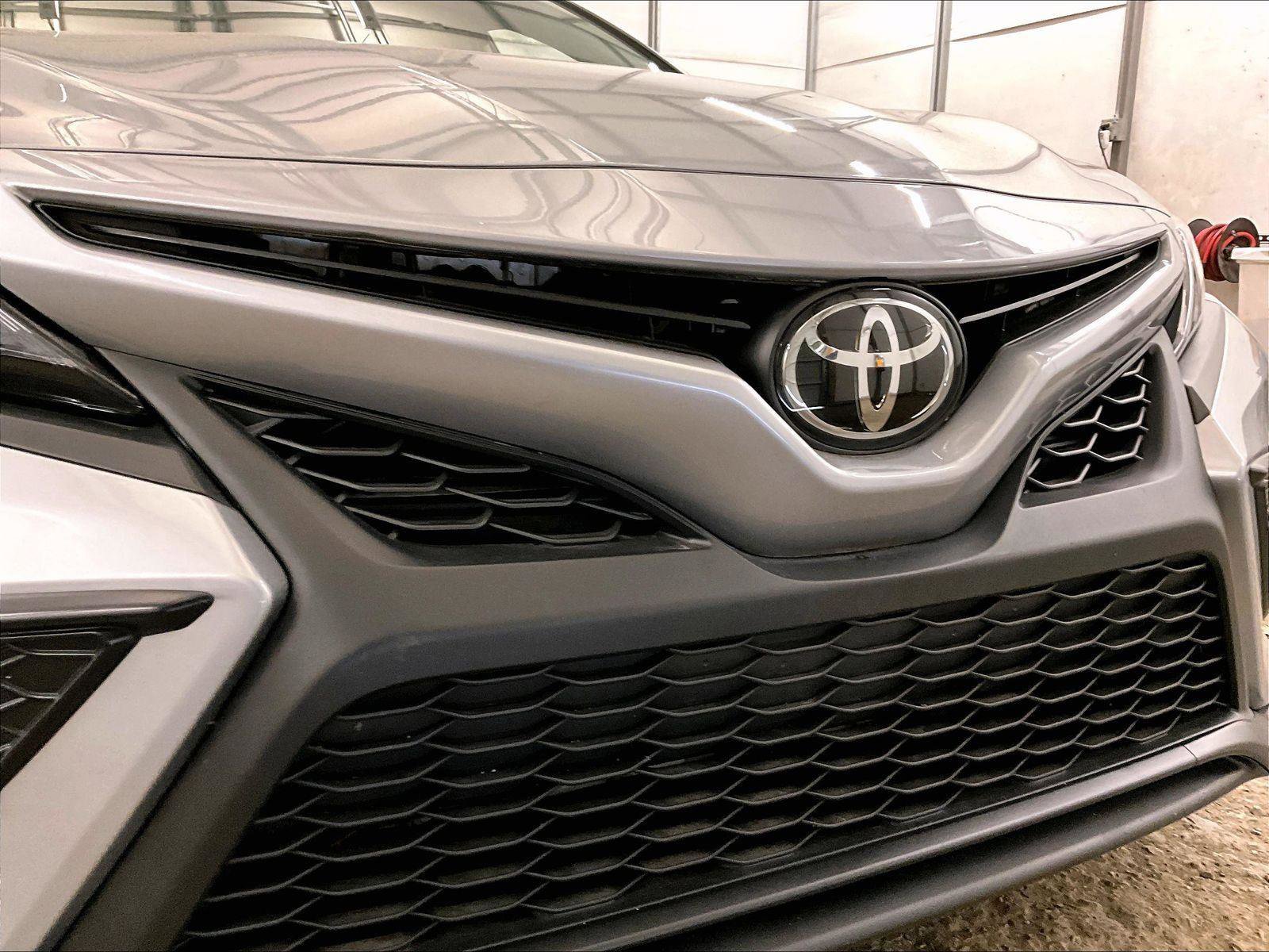 Used 2024 Toyota Camry SE FWD image 29