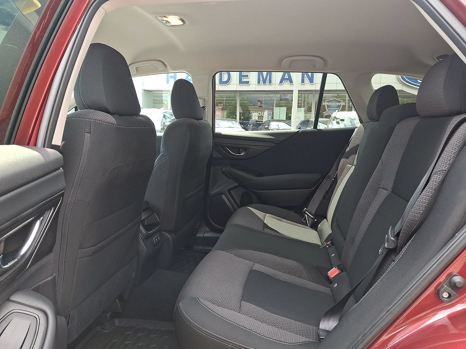 Used 2021 Subaru Outback Premium AWD/4WD image 11