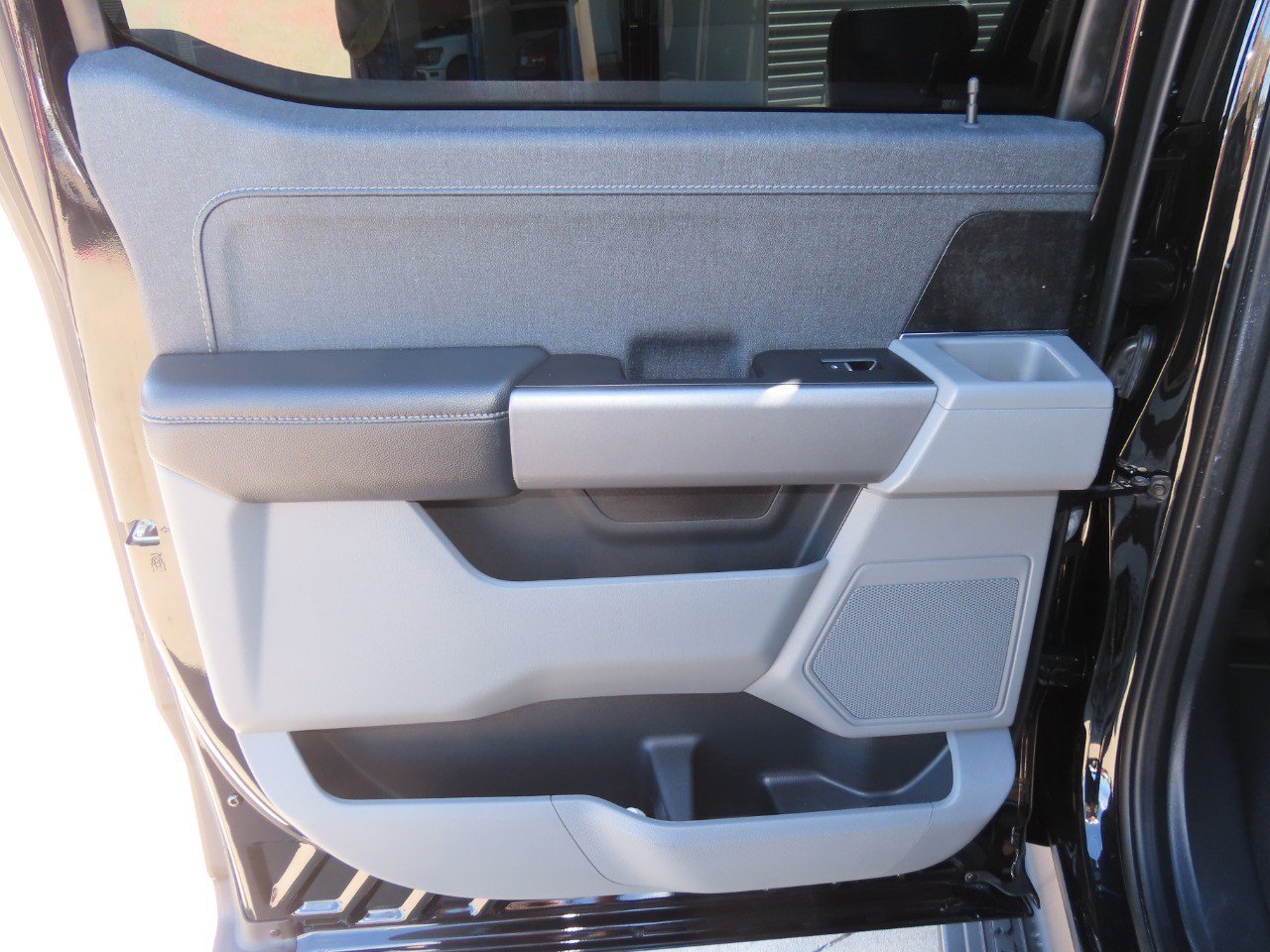 Certified 2023 Ford F150 Lightning XLT AWD/4WD image 22