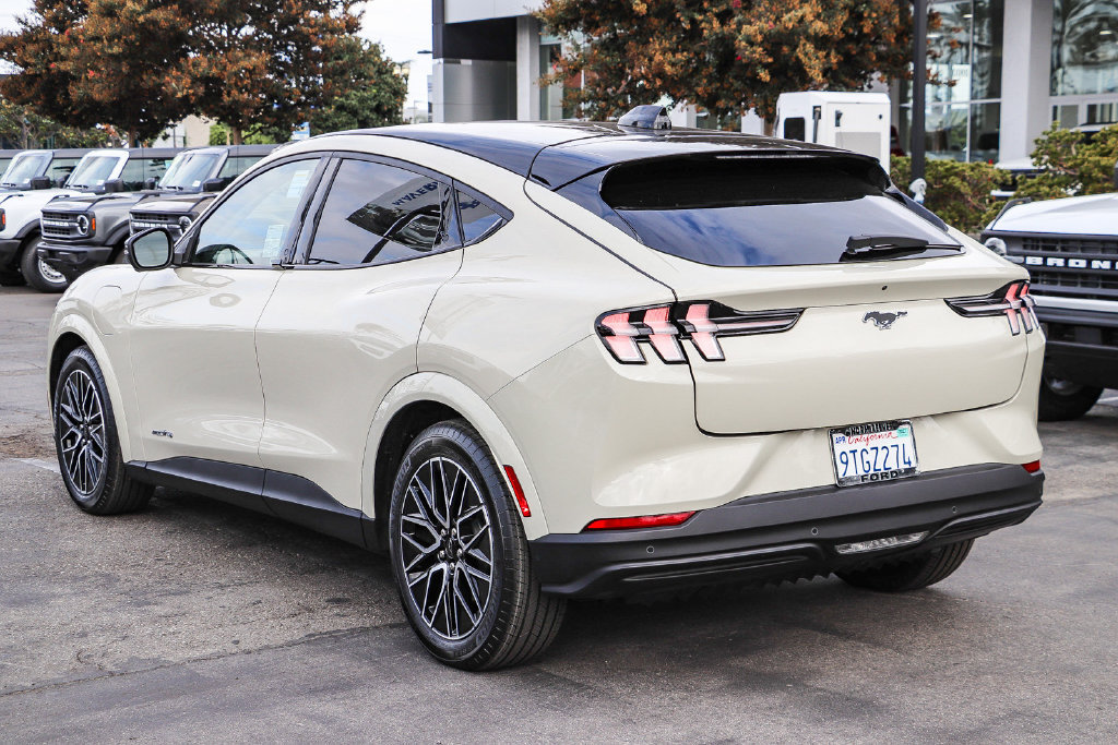 Certified 2025 Ford Mustang Mach-E Premium AWD/4WD image 10