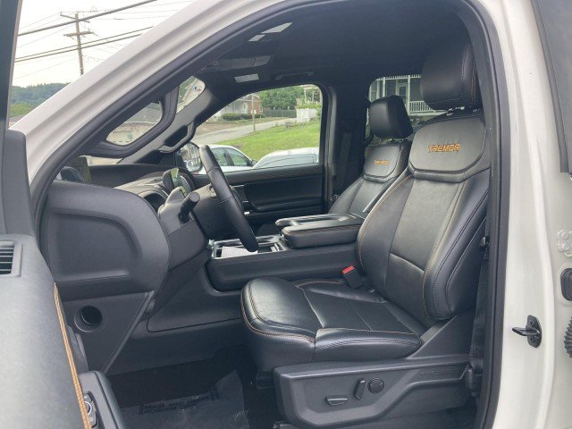 Certified 2025 Ford Expedition Tremor AWD/4WD image 8