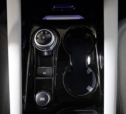 Certified 2025 Ford Explorer Platinum w/ Ultimate Package image 19