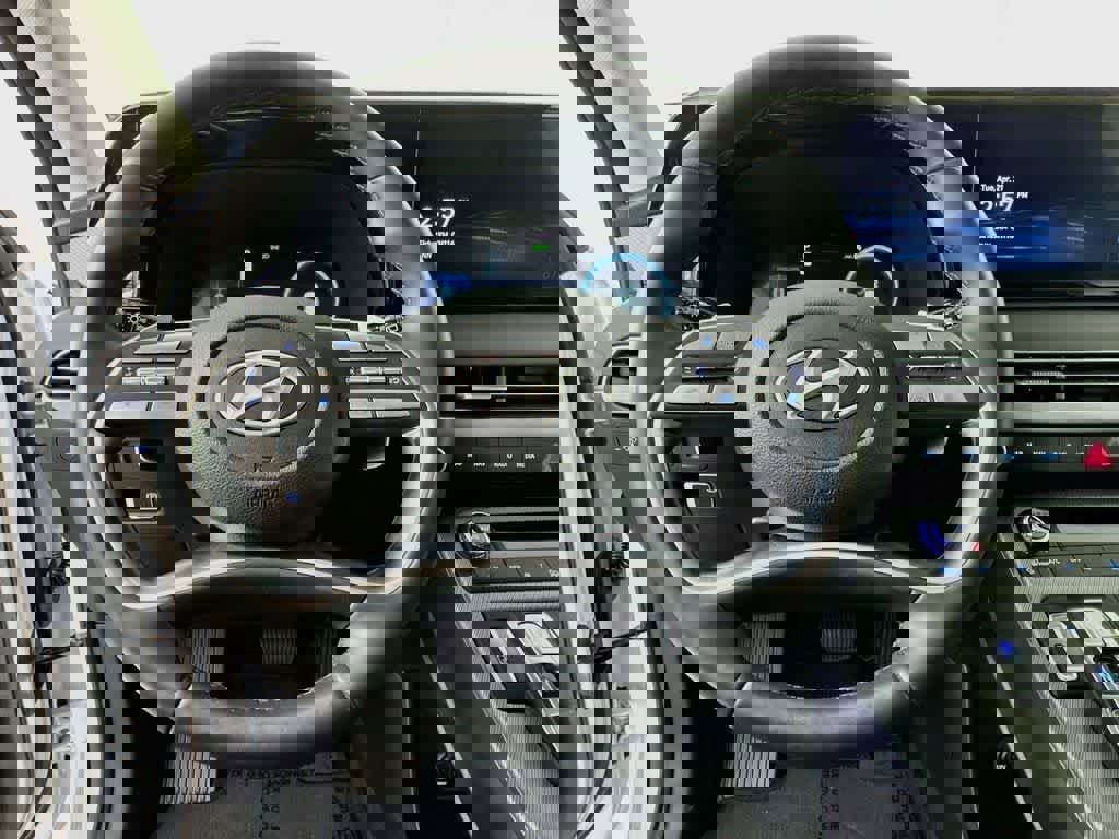 Used 2025 Hyundai Palisade SEL FWD image 15