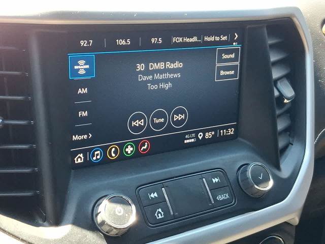 Used 2023 GMC Acadia SLE w/ Driver Convenience Package FWD image 20