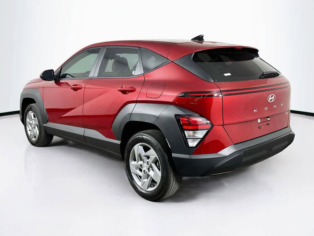 Used 2025 Hyundai Kona SE AWD/4WD image 4