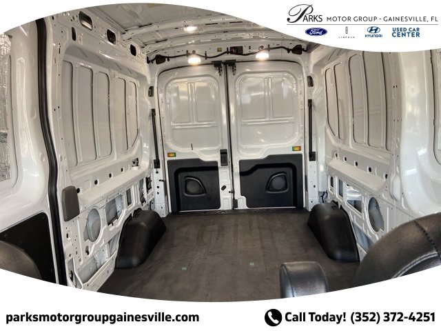 Certified 2022 Ford E-Transit Base image 12