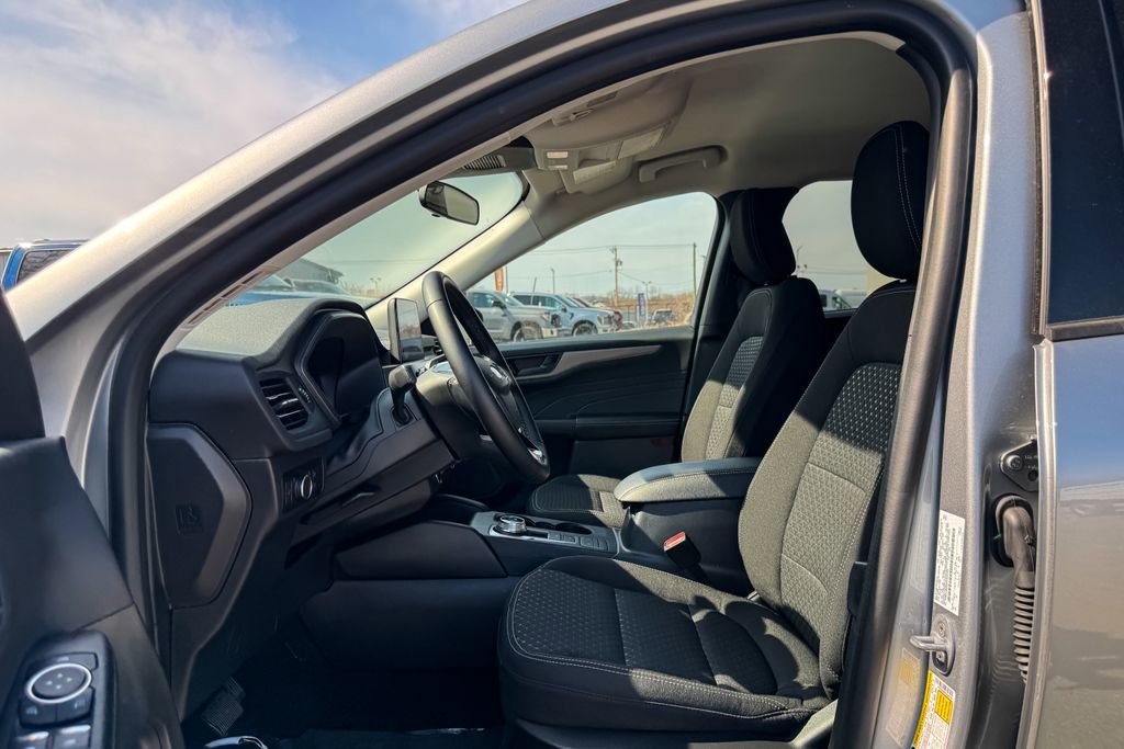 Certified 2023 Ford Escape Active AWD/4WD image 21
