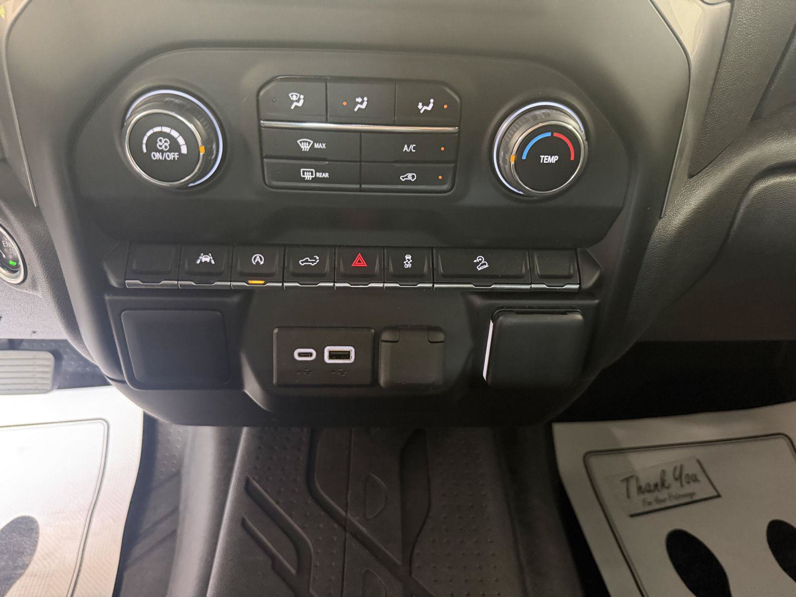 Used 2024 Chevrolet Silverado 1500 Custom Trail Boss w/ Turbomax Blackout Package AWD/4WD image 19